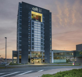  Alt Hotel Halifax Airport  Энфилд